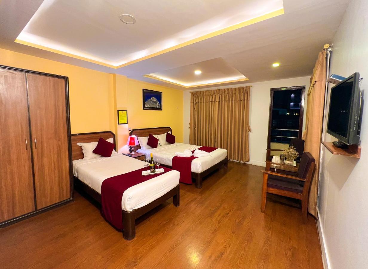Thamel Grand Hotel Катманду Екстер'єр фото