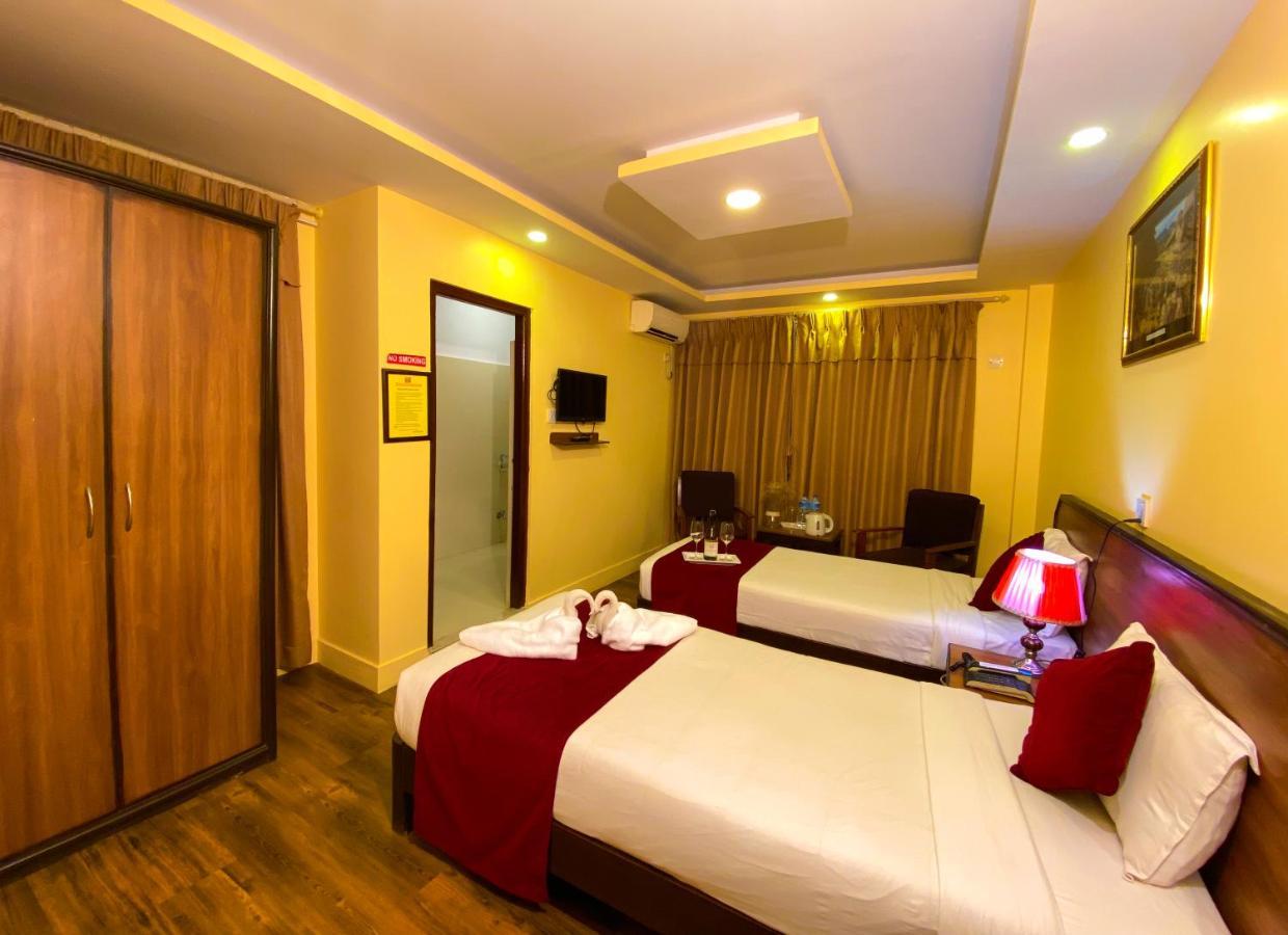 Thamel Grand Hotel Катманду Екстер'єр фото