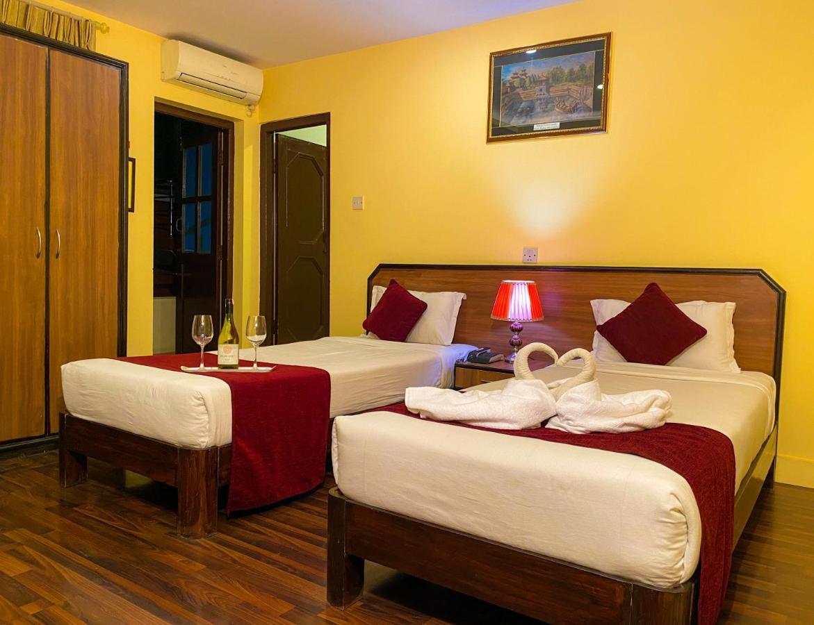 Thamel Grand Hotel Катманду Екстер'єр фото