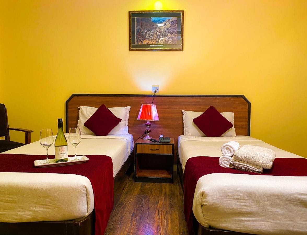 Thamel Grand Hotel Катманду Екстер'єр фото