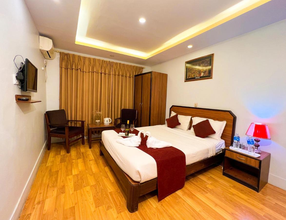 Thamel Grand Hotel Катманду Екстер'єр фото