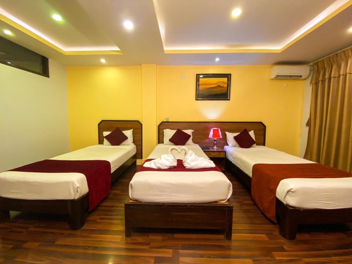 Thamel Grand Hotel Катманду Екстер'єр фото