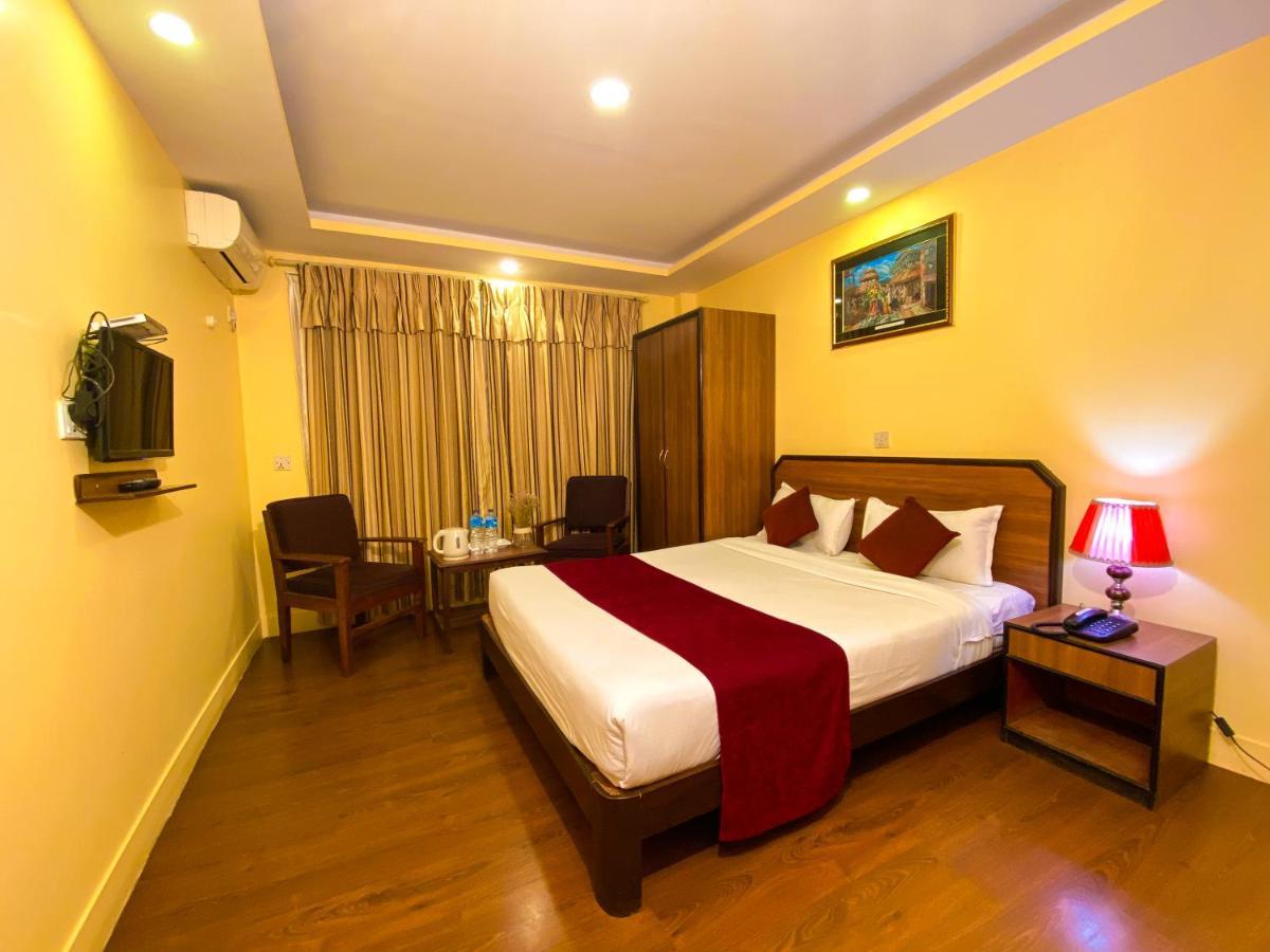 Thamel Grand Hotel Катманду Екстер'єр фото