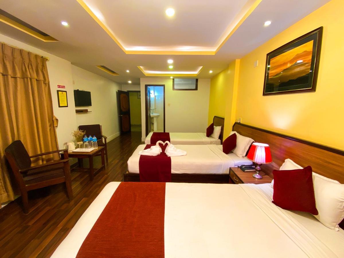 Thamel Grand Hotel Катманду Екстер'єр фото
