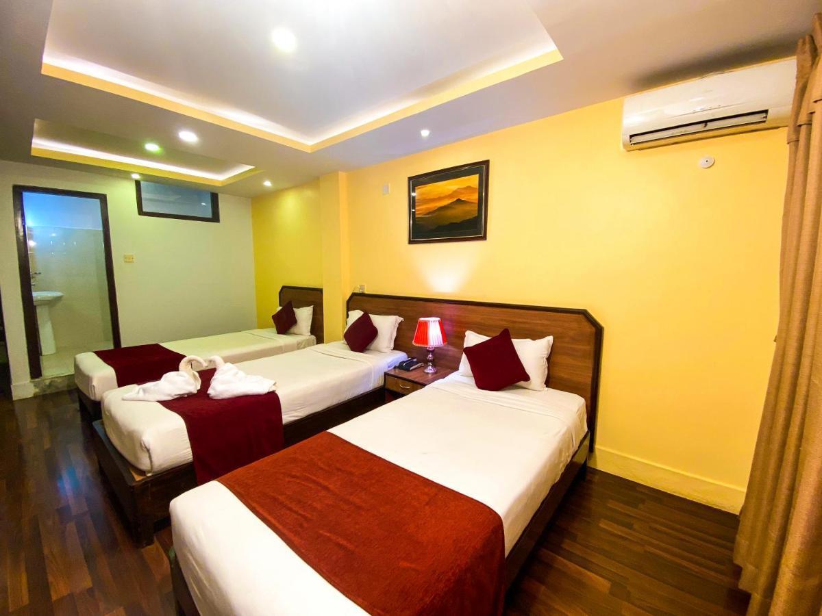 Thamel Grand Hotel Катманду Екстер'єр фото
