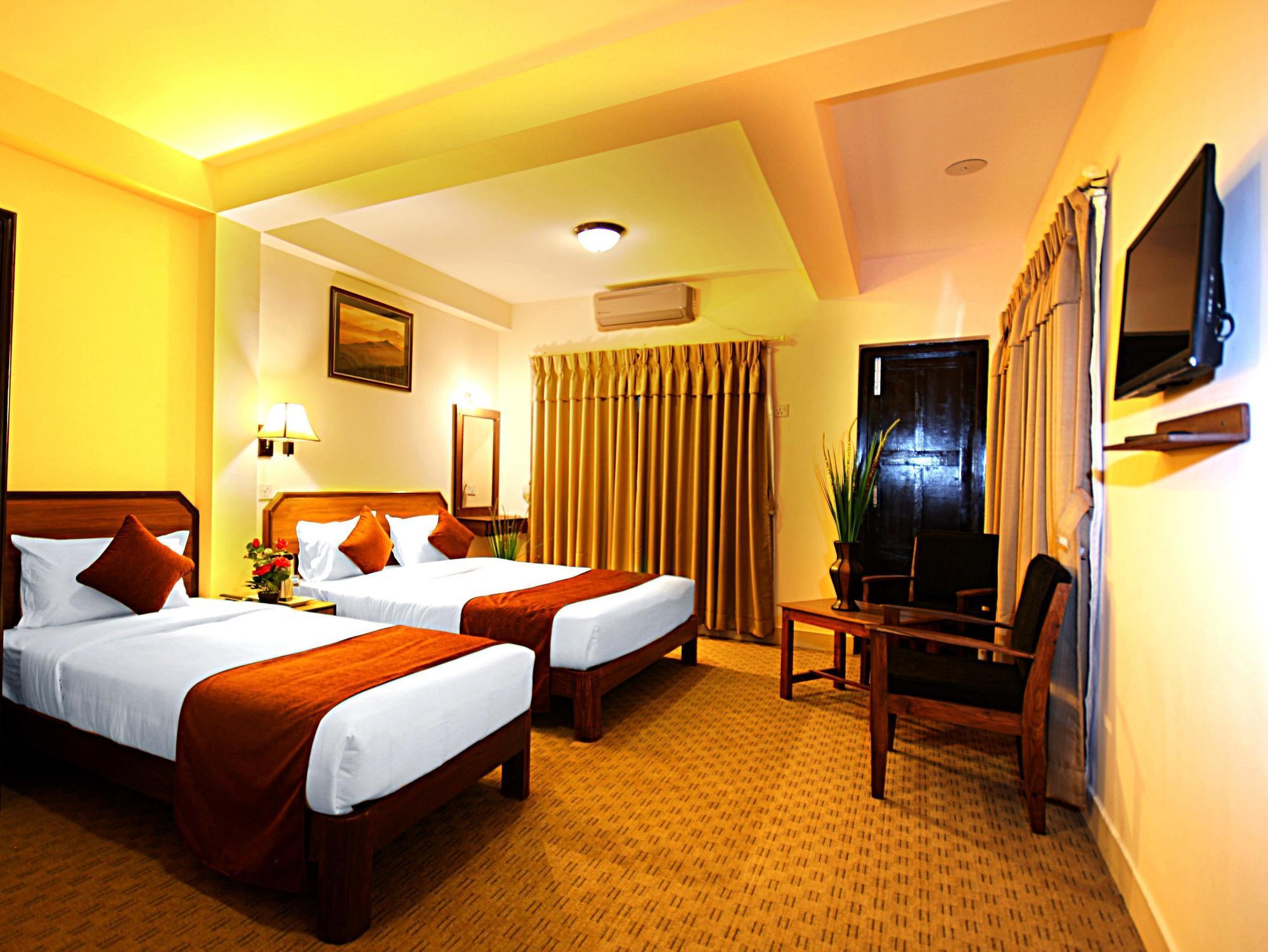 Thamel Grand Hotel Катманду Екстер'єр фото