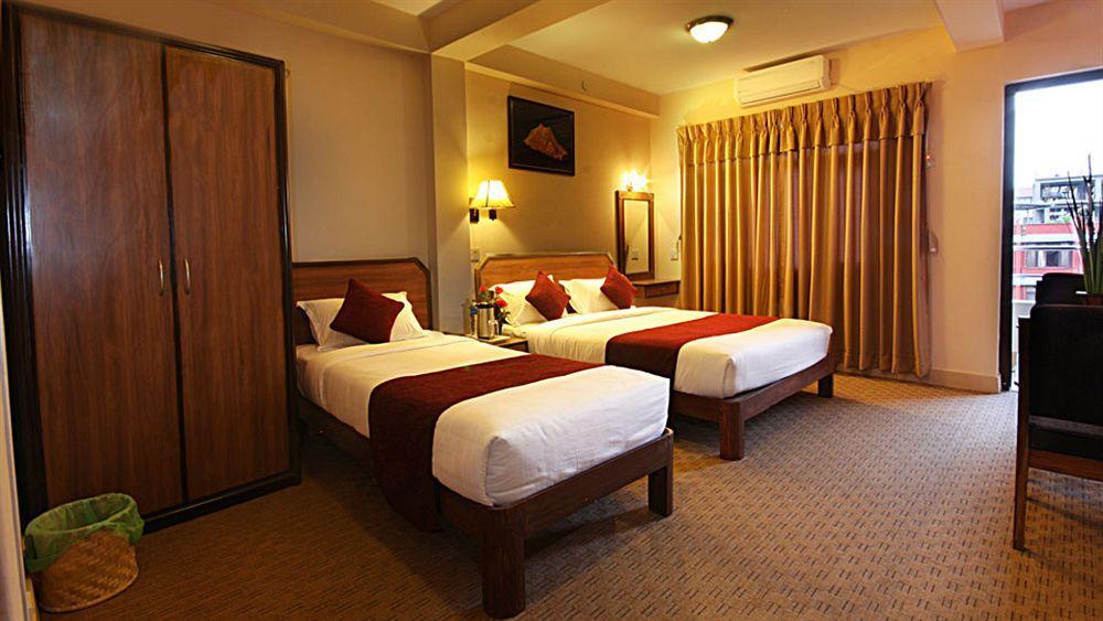 Thamel Grand Hotel Катманду Екстер'єр фото