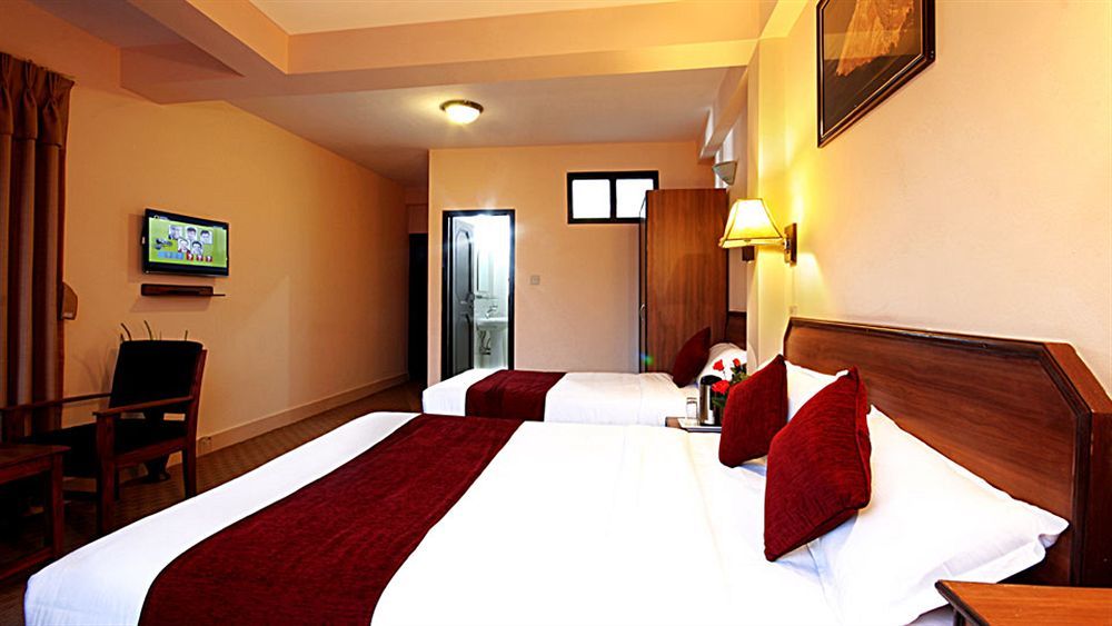Thamel Grand Hotel Катманду Екстер'єр фото